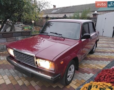 Красный ВАЗ 2107, объемом двигателя 1.5 л и пробегом 110 тыс. км за 1880 $, фото 1 на Automoto.ua