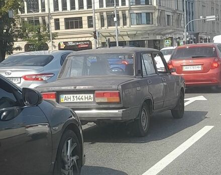 Красный ВАЗ 2107, объемом двигателя 0 л и пробегом 60 тыс. км за 680 $, фото 1 на Automoto.ua