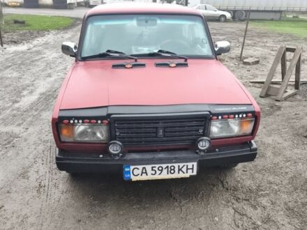 Красный ВАЗ 2107, объемом двигателя 1.5 л и пробегом 84 тыс. км за 1100 $, фото 1 на Automoto.ua