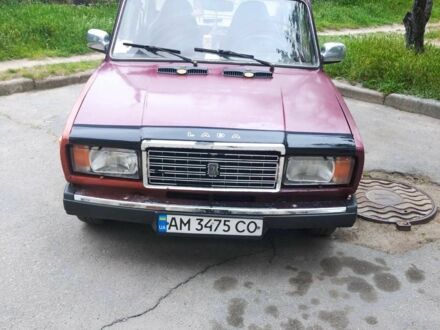ВАЗ 2107 2004 в Житомире на Automoto.ua Красный ВАЗ 2107, объемом двигателя 0 л и пробегом 5 тыс. км за 850 $, фото 1 на Automoto.ua