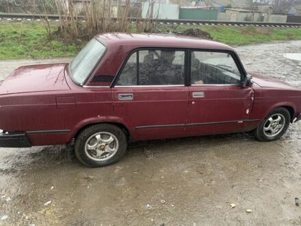 Красный ВАЗ 2107, объемом двигателя 1.6 л и пробегом 50 тыс. км за 650 $, фото 1 на Automoto.ua