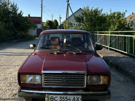 Красный ВАЗ 2107, объемом двигателя 0 л и пробегом 56 тыс. км за 600 $, фото 1 на Automoto.ua