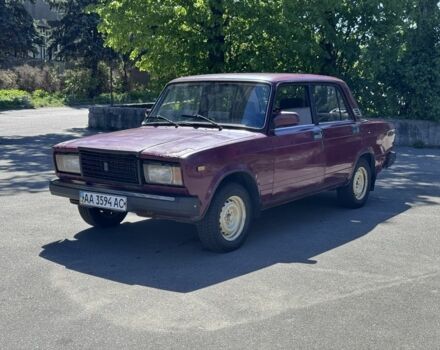 Красный ВАЗ 2107, объемом двигателя 1.5 л и пробегом 100 тыс. км за 600 $, фото 1 на Automoto.ua