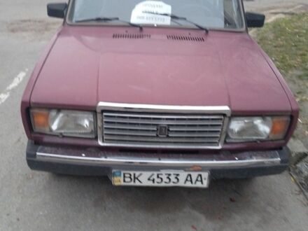 Червоний ВАЗ 2107, об'ємом двигуна 1.5 л та пробігом 76 тис. км за 1000 $, фото 1 на Automoto.ua