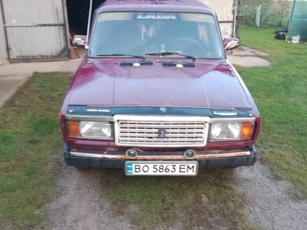 ВАЗ 2107 2004 в Бучаче на Automoto.ua Красный ВАЗ 2107, объемом двигателя 1.5 л и пробегом 65 тыс. км за 480 $, фото 1 на Automoto.ua