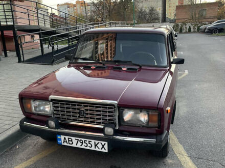 Красный ВАЗ 2107, объемом двигателя 1.45 л и пробегом 94 тыс. км за 1550 $, фото 1 на Automoto.ua