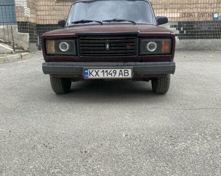 Красный ВАЗ 2107, объемом двигателя 1.5 л и пробегом 333 тыс. км за 850 $, фото 1 на Automoto.ua