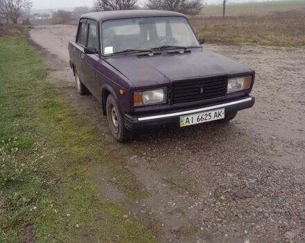 Красный ВАЗ 2107, объемом двигателя 1.6 л и пробегом 145 тыс. км за 600 $, фото 1 на Automoto.ua