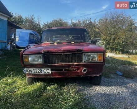 Красный ВАЗ 2107, объемом двигателя 1.5 л и пробегом 500 тыс. км за 269 $, фото 1 на Automoto.ua