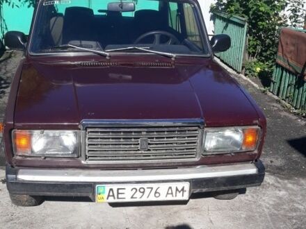 Красный ВАЗ 2107, объемом двигателя 1.5 л и пробегом 1 тыс. км за 1000 $, фото 1 на Automoto.ua