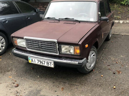 ВАЗ 2107 2005 в Белой Церкве на Automoto.ua Красный ВАЗ 2107, объемом двигателя 1.45 л и пробегом 66 тыс. км за 850 $, фото 1 на Automoto.ua