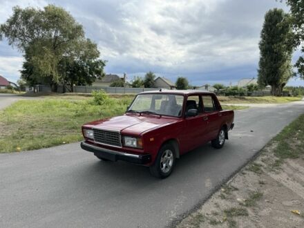 ВАЗ 2107 2005 в Черкассах на Automoto.ua Красный ВАЗ 2107, объемом двигателя 1.5 л и пробегом 97 тыс. км за 1150 $, фото 1 на Automoto.ua