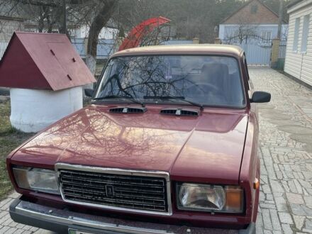 ВАЗ 2107 2005 в Житомире на Automoto.ua Красный ВАЗ 2107, объемом двигателя 1.5 л и пробегом 188 тыс. км за 750 $, фото 1 на Automoto.ua