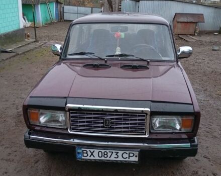 Красный ВАЗ 2107, объемом двигателя 1.3 л и пробегом 2 тыс. км за 1072 $, фото 1 на Automoto.ua