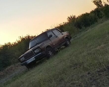 Красный ВАЗ 2107, объемом двигателя 1 л и пробегом 58 тыс. км за 476 $, фото 1 на Automoto.ua