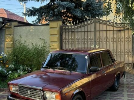 Червоний ВАЗ 2107, об'ємом двигуна 1.6 л та пробігом 150 тис. км за 1303 $, фото 1 на Automoto.ua