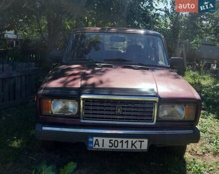 Красный ВАЗ 2107, объемом двигателя 1.45 л и пробегом 105 тыс. км за 800 $, фото 1 на Automoto.ua