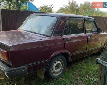 Красный ВАЗ 2107, объемом двигателя 1.3 л и пробегом 105 тыс. км за 1000 $, фото 1 на Automoto.ua