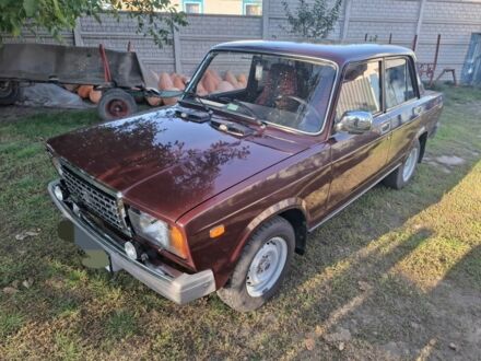 Красный ВАЗ 2107, объемом двигателя 1.4 л и пробегом 80 тыс. км за 2400 $, фото 1 на Automoto.ua