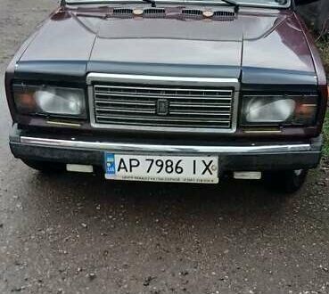 Красный ВАЗ 2107, объемом двигателя 1.5 л и пробегом 88 тыс. км за 1500 $, фото 1 на Automoto.ua