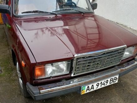 ВАЗ 2107 2006 в Киеве на Automoto.ua Красный ВАЗ 2107, объемом двигателя 0 л и пробегом 120 тыс. км за 1000 $, фото 1 на Automoto.ua