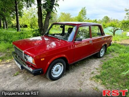 ВАЗ 2107 2006 в Богодухове на Automoto.ua Красный ВАЗ 2107, объемом двигателя 1.5 л и пробегом 30 тыс. км за 2800 $, фото 1 на Automoto.ua