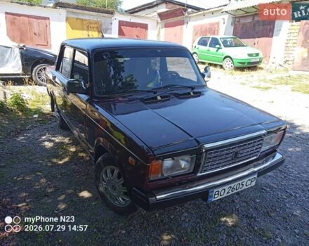 Красный ВАЗ 2107, объемом двигателя 1.45 л и пробегом 150 тыс. км за 1150 $, фото 1 на Automoto.ua