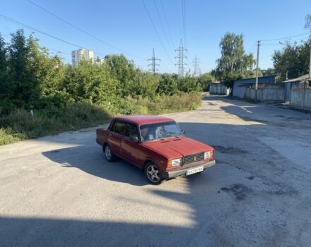 Красный ВАЗ 2107, объемом двигателя 1.5 л и пробегом 3 тыс. км за 800 $, фото 1 на Automoto.ua