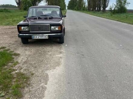 ВАЗ 2107 2006 в Хмельницком на Automoto.ua Красный ВАЗ 2107, объемом двигателя 1.5 л и пробегом 70 тыс. км за 1750 $, фото 1 на Automoto.ua