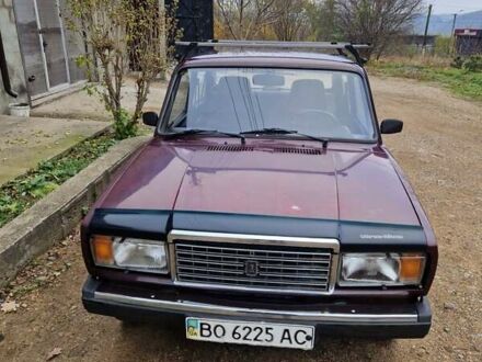 Красный ВАЗ 2107, объемом двигателя 0 л и пробегом 130 тыс. км за 1200 $, фото 1 на Automoto.ua