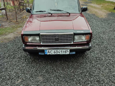 Красный ВАЗ 2107, объемом двигателя 1.46 л и пробегом 73 тыс. км за 2200 $, фото 1 на Automoto.ua