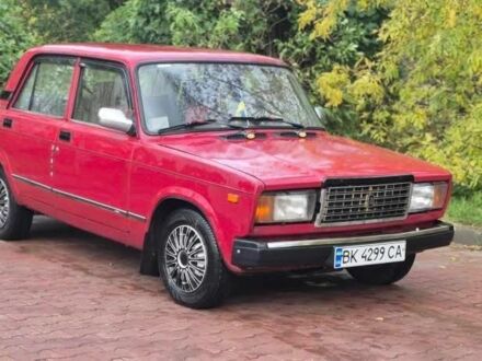 Красный ВАЗ 2107, объемом двигателя 1.5 л и пробегом 54 тыс. км за 950 $, фото 1 на Automoto.ua