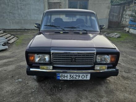 ВАЗ 2107 2006 в Одессе на Automoto.ua Красный ВАЗ 2107, объемом двигателя 1.5 л и пробегом 69 тыс. км за 1400 $, фото 1 на Automoto.ua