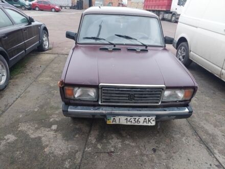 Красный ВАЗ 2107, объемом двигателя 1 л и пробегом 75 тыс. км за 735 $, фото 1 на Automoto.ua