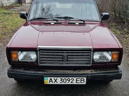 Красный ВАЗ 2107, объемом двигателя 1.5 л и пробегом 49 тыс. км за 1800 $, фото 1 на Automoto.ua