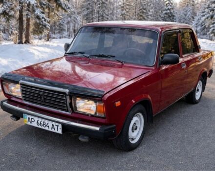 Червоний ВАЗ 2107, об'ємом двигуна 1.5 л та пробігом 100 тис. км за 2000 $, фото 1 на Automoto.ua