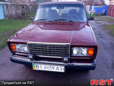 ВАЗ 2107 2006 в Карловке на Automoto.ua Красный ВАЗ 2107, объемом двигателя 1.5 л и пробегом 84 тыс. км за 2000 $, фото 1 на Automoto.ua