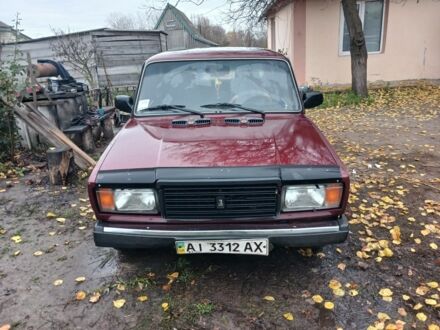 Красный ВАЗ 2107, объемом двигателя 0 л и пробегом 60 тыс. км за 1000 $, фото 1 на Automoto.ua