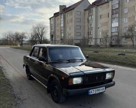 Красный ВАЗ 2107, объемом двигателя 1.6 л и пробегом 124 тыс. км за 1150 $, фото 1 на Automoto.ua