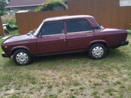 Красный ВАЗ 2107, объемом двигателя 1.45 л и пробегом 52 тыс. км за 2999 $, фото 1 на Automoto.ua