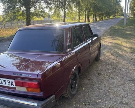 Красный ВАЗ 2107, объемом двигателя 1.5 л и пробегом 120 тыс. км за 1599 $, фото 1 на Automoto.ua