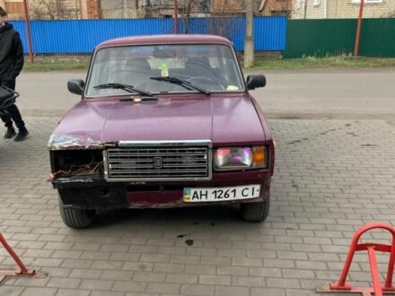 ВАЗ 2107 2007 в Славянске на Automoto.ua Красный ВАЗ 2107, объемом двигателя 1.3 л и пробегом 150 тыс. км за 411 $, фото 1 на Automoto.ua