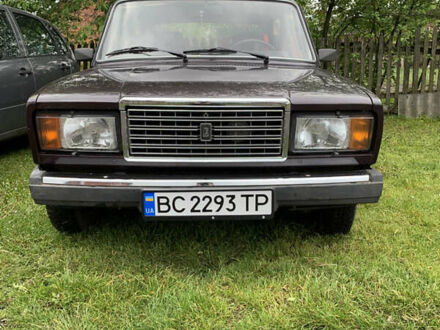 Красный ВАЗ 2107, объемом двигателя 1.6 л и пробегом 89 тыс. км за 1710 $, фото 1 на Automoto.ua