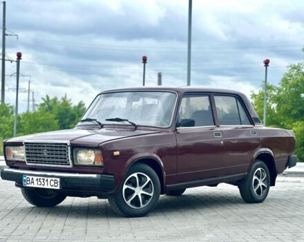 Красный ВАЗ 2107, объемом двигателя 1.5 л и пробегом 134 тыс. км за 1650 $, фото 1 на Automoto.ua