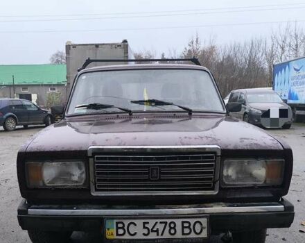 Красный ВАЗ 2107, объемом двигателя 1.5 л и пробегом 45 тыс. км за 1182 $, фото 1 на Automoto.ua