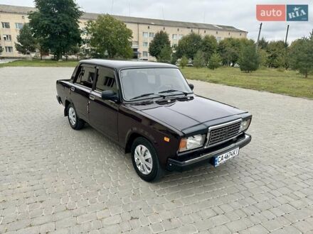 Красный ВАЗ 2107, объемом двигателя 1.45 л и пробегом 80 тыс. км за 2799 $, фото 1 на Automoto.ua