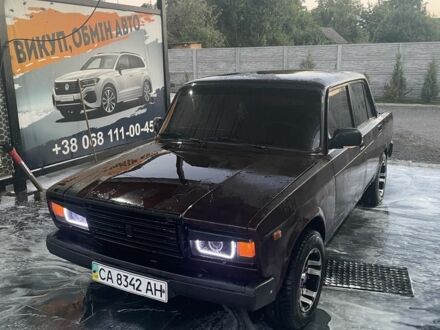 ВАЗ 2107 2008 у Черкасах на Automoto.ua Червоний ВАЗ 2107, об'ємом двигуна 1.5 л та пробігом 98 тис. км за 2400 $, фото 1 на Automoto.ua