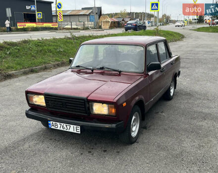 Красный ВАЗ 2107, объемом двигателя 1.45 л и пробегом 51 тыс. км за 1250 $, фото 1 на Automoto.ua