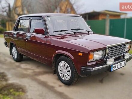 Красный ВАЗ 2107, объемом двигателя 1.45 л и пробегом 45 тыс. км за 2700 $, фото 1 на Automoto.ua