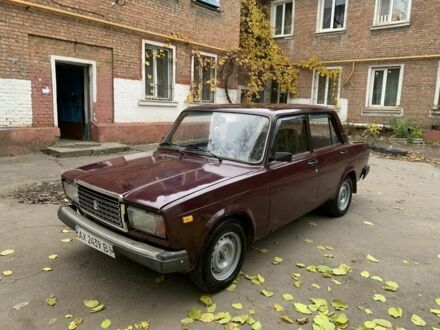 Красный ВАЗ 2107, объемом двигателя 1.5 л и пробегом 68 тыс. км за 774 $, фото 1 на Automoto.ua